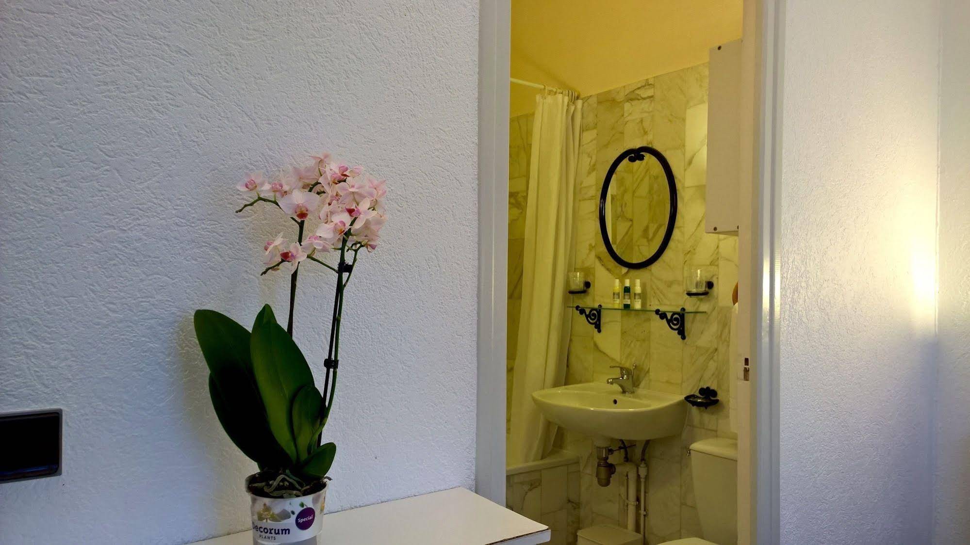 Boulogne Résidence Hotel (بولوگن رéسیدنس هتل) 