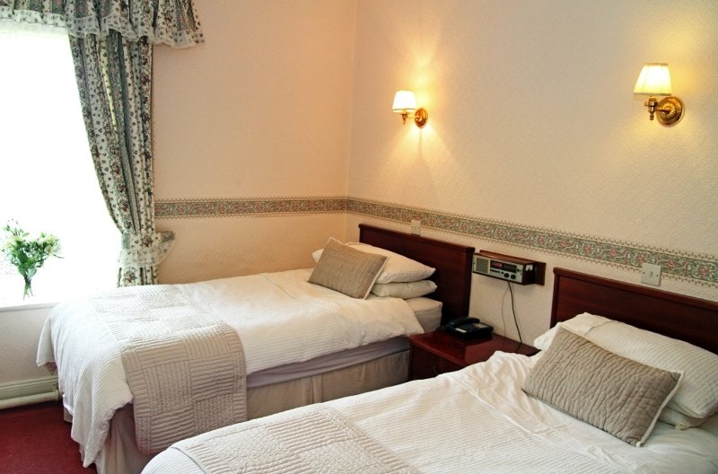 Tankerville Arms Hotel General view