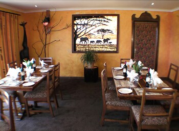 Emafini Country Lodge Restaurant