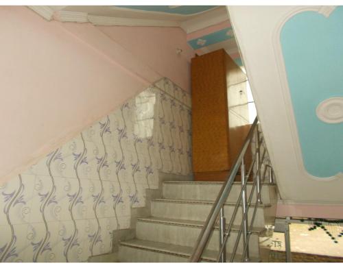 Deluxe Stay Near Isbt 