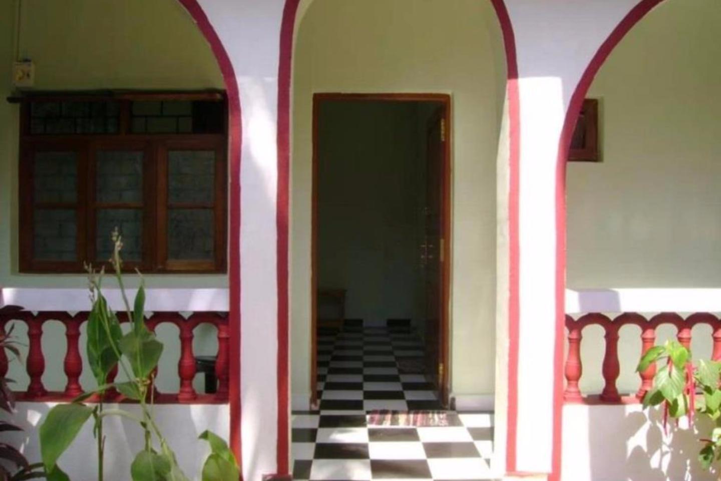 White Negro Beach Resort 