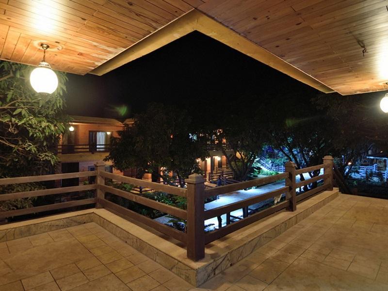 Tuskars Resort Corbett 