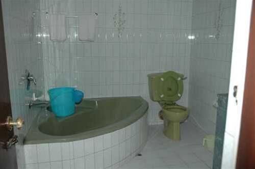 Hotel Golmaheem 