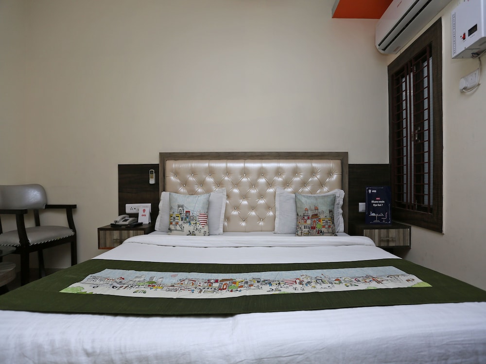 Oyo 4511 Hotel Nagpal (اویو ۴۵۱۱ هتل ناگپال) Guestroom