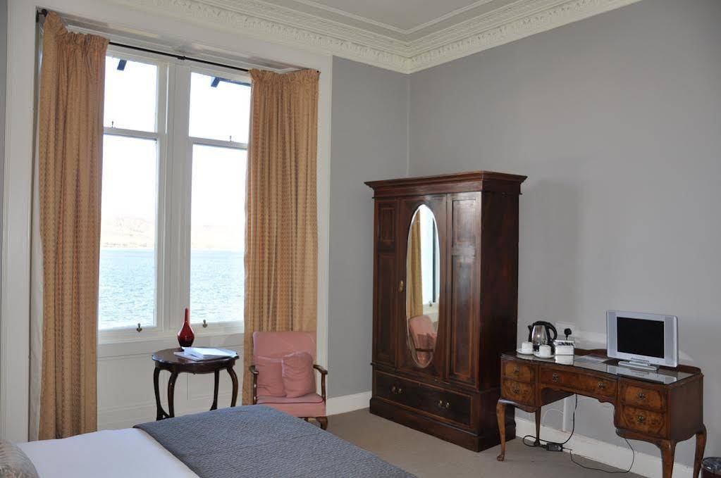Kames Hotel (كامس هتل) 