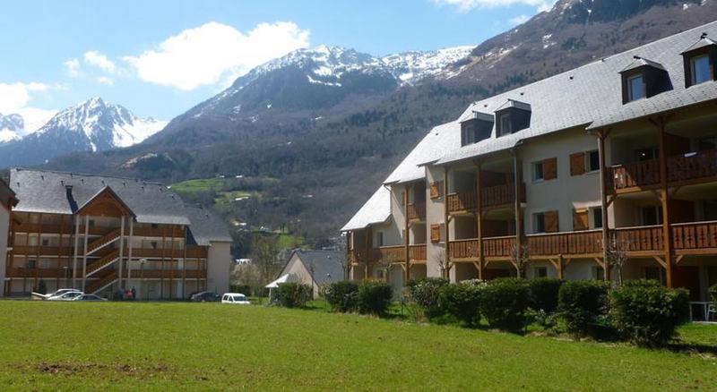Domaine Val De Roland General view