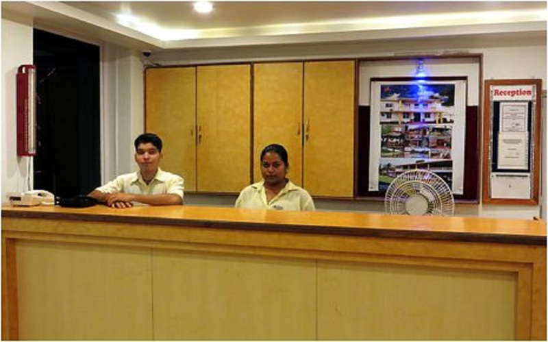 Morjim Beach Resort Lobby