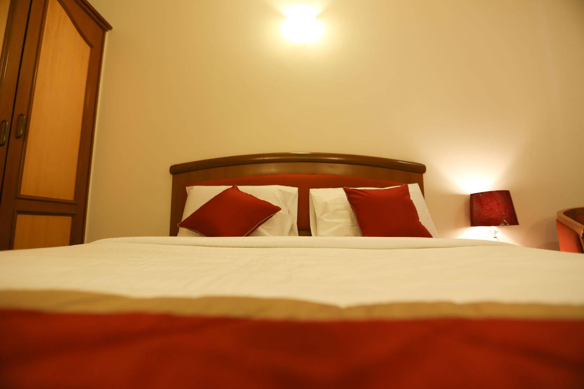 Hotel Grand Inn 