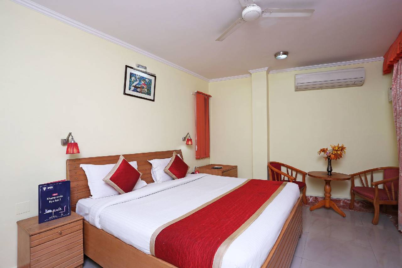 Oyo 10150 Sun Hotel 