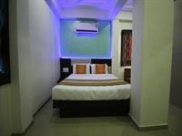 Oyo Rooms Sahkari Jin Cross Road 