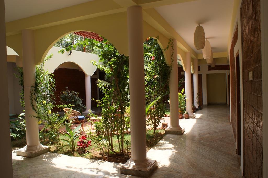 Ashiyana Cliff And Beach Resort 