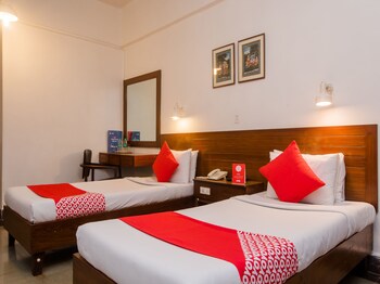 Oyo 635 West End Hotel Guestroom