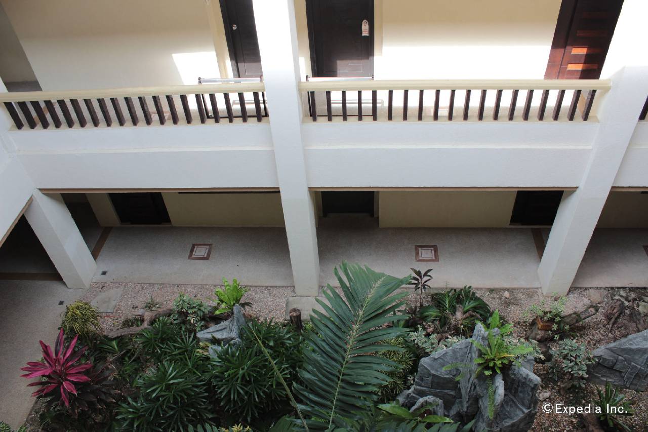 Coron Westown Resort 