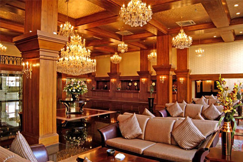 Palms Hotel 