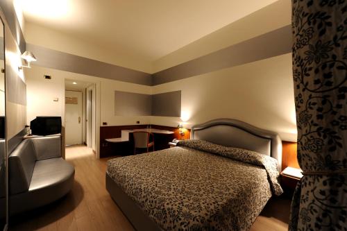 Hotel Motel City 