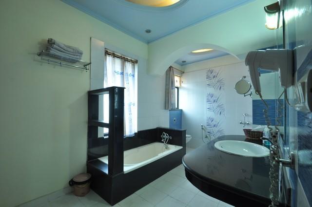 Hotel Yadu Residency 