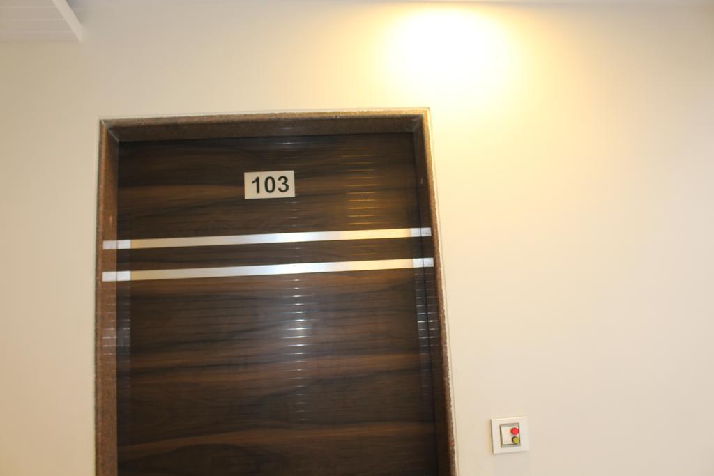 Hotel Elite Inn 