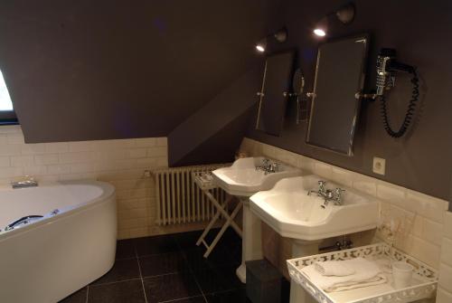 Romantik Hotel Manoir Ogygia 