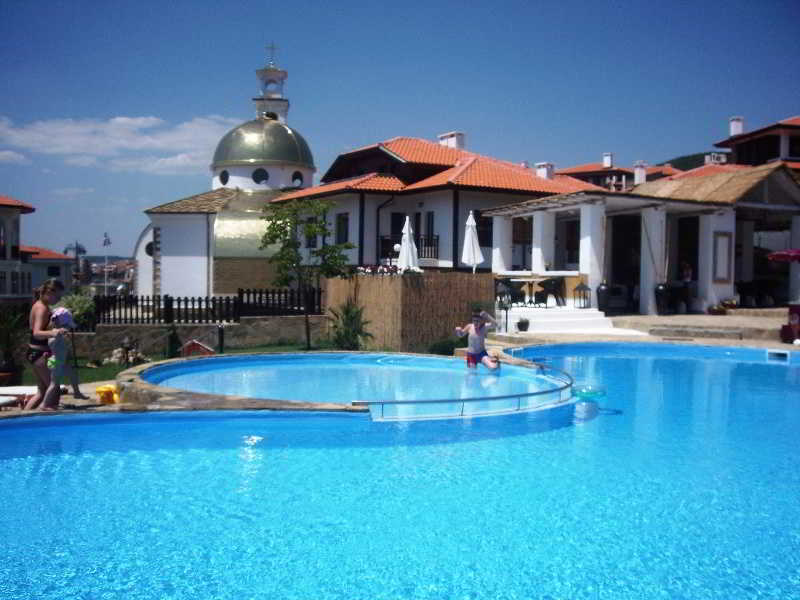 Breeze Hotelcomplex Pool