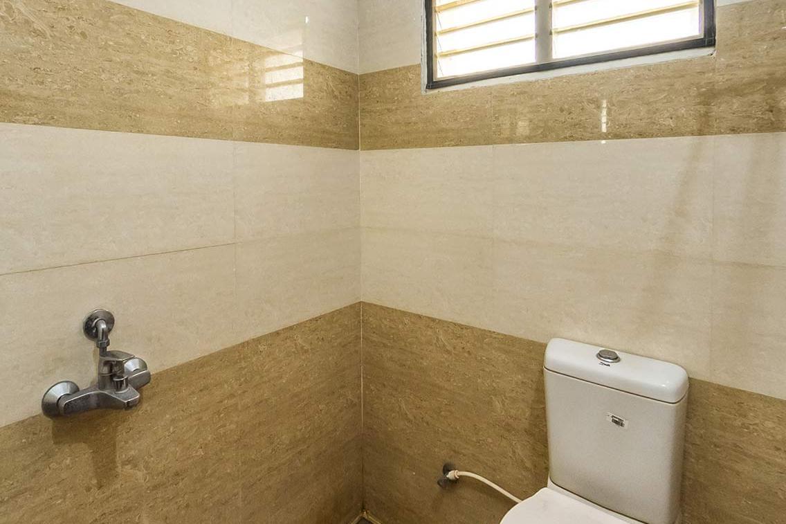 Hotel Imperial Regency (هتل ایمپریال ریجنسی) 