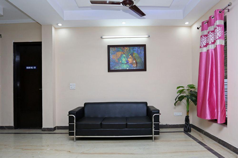 Oyo 9274 Homey Stay Suites 