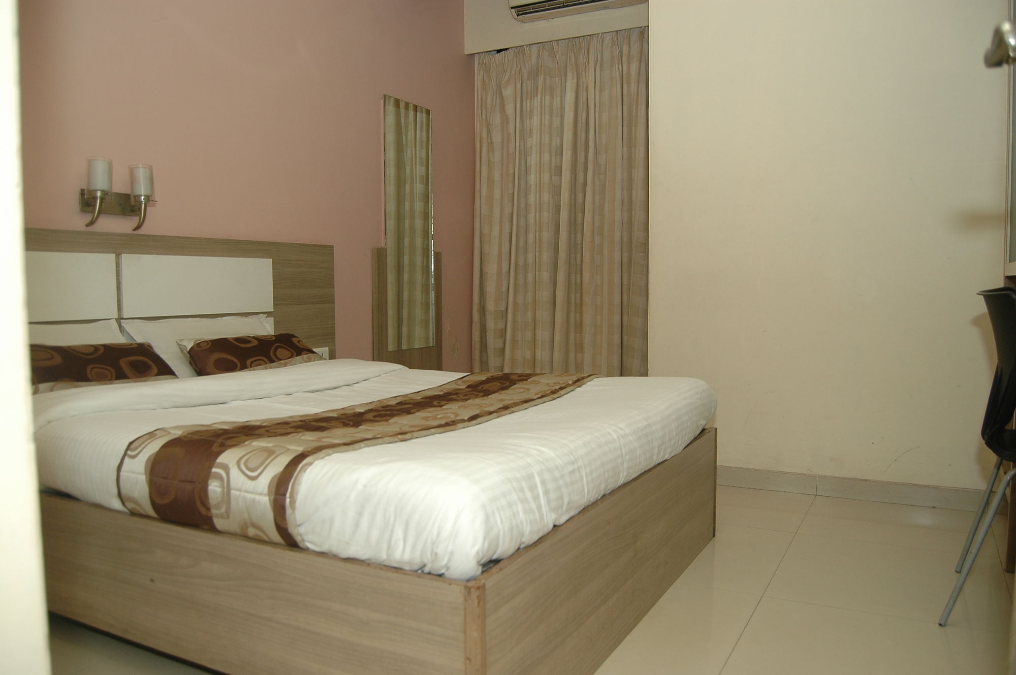 Hotel Alka Residency 