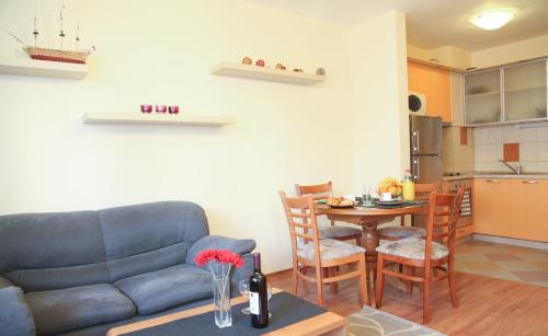 Kudos Bulgaria Apartments (كودوس بولگاریا آپارتمنتس) 