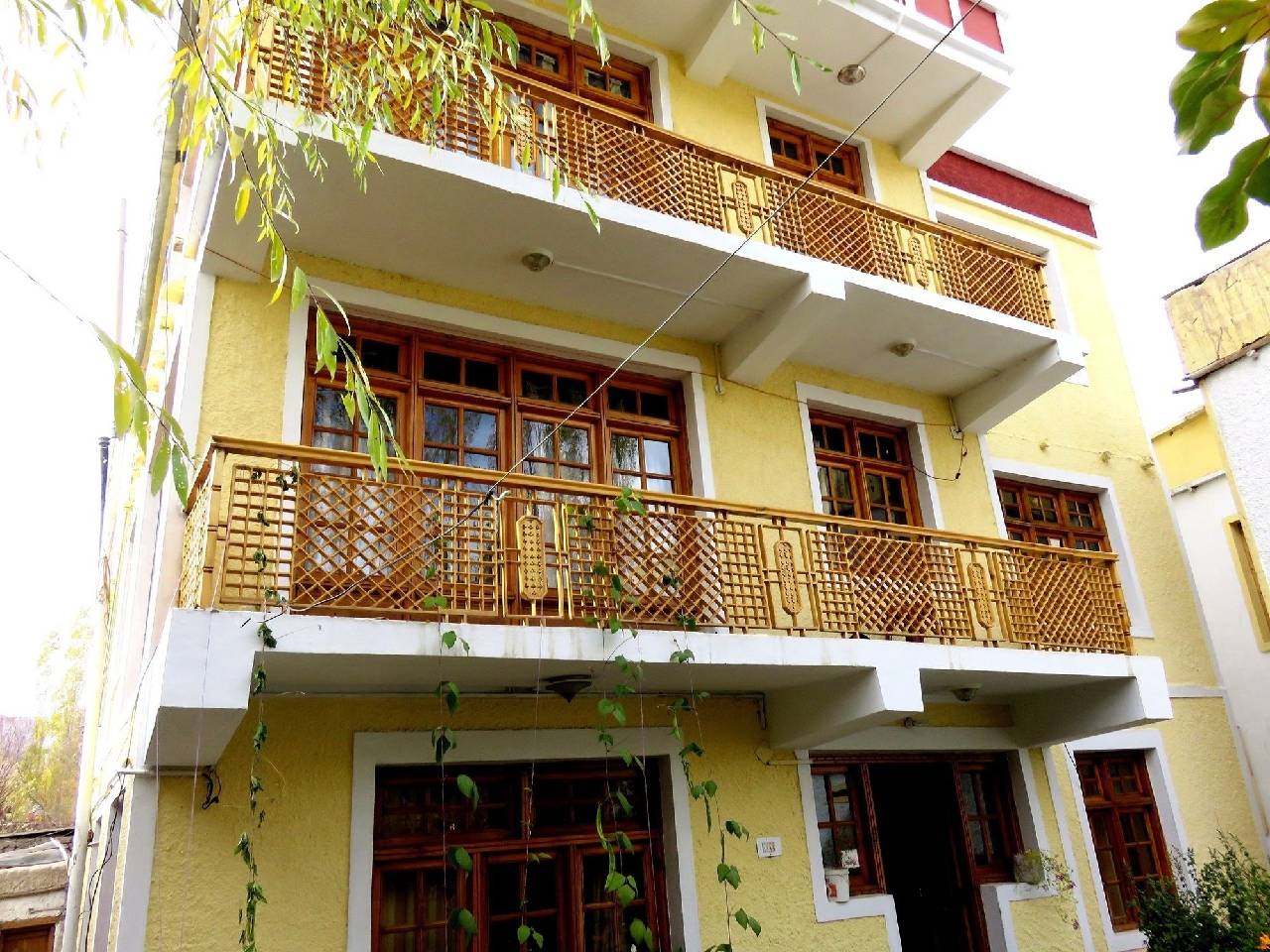 Rahela Guest House & Home Stay 