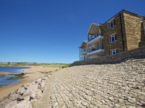 7 Thurlestone Rock Kingsbridge 