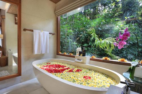 The Sankara Suites & Villas 