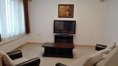 Ajax Boutique Apartments 