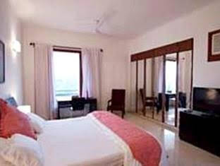 Luxury Suites And Hotels Park Front 