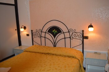 Hotel Ristorante Pizzeria Le Voilier Guestroom