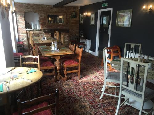 The Fiddleford Inn 