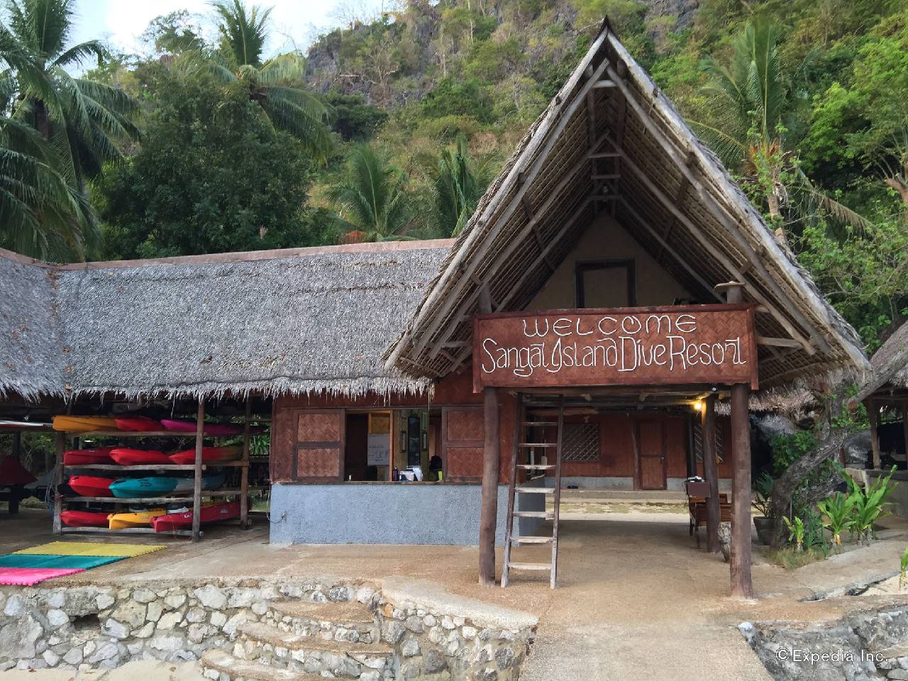 Sangat Island Dive Resort 