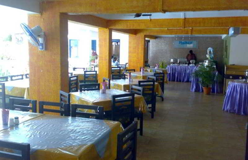 Alor Holiday Resort Restaurant