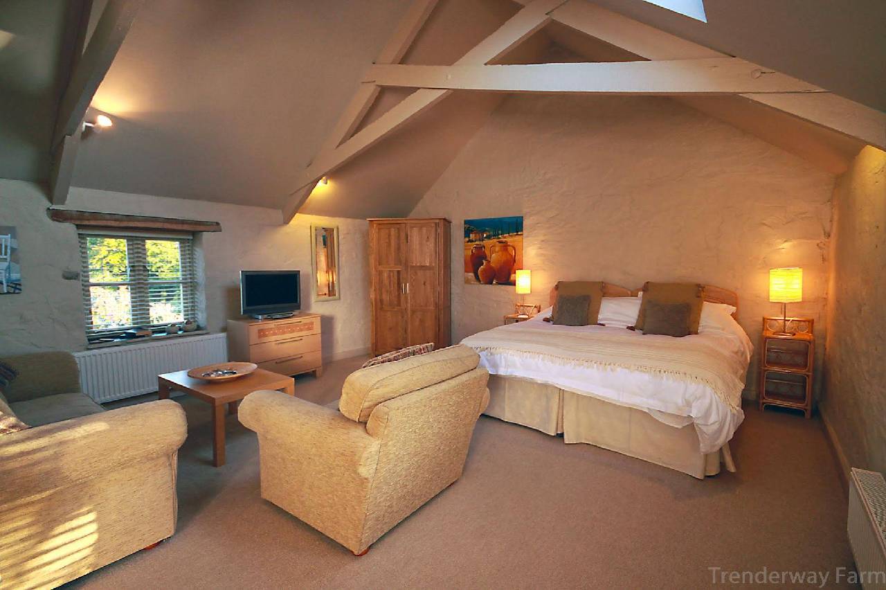 Trenderway Farm 