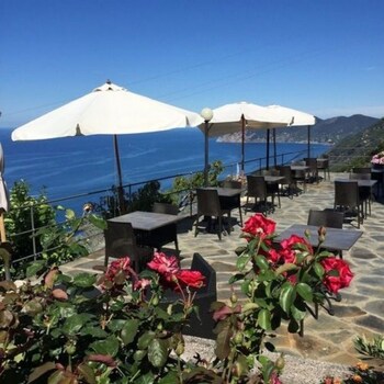 Luna Di Marzo Terrace/Patio