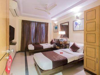 Oyo Rooms Marine Lines 