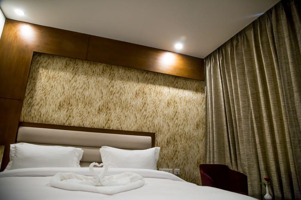 Hotel Awadh Palace 