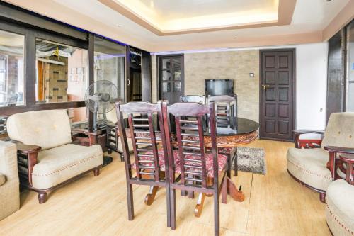 1 Br Houseboat In Alappuzha By Guesthouser 25417 