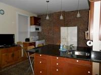 Holman Street Apartment (هولمان استریت آپارتمان) 