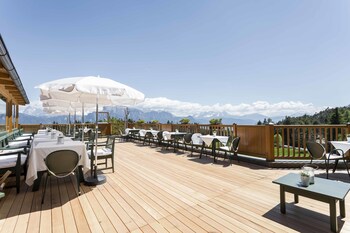 Hotel Tann Outdoor Dining