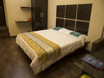 Oyo Rooms Athwa Gate Surat 