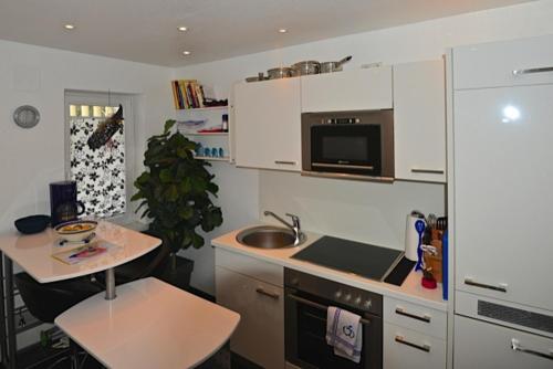 Luxus Apartment 26 (لوکسوس آپارتمان ۲۶) 