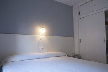 Hostal Y Apartamentos Ripoll 