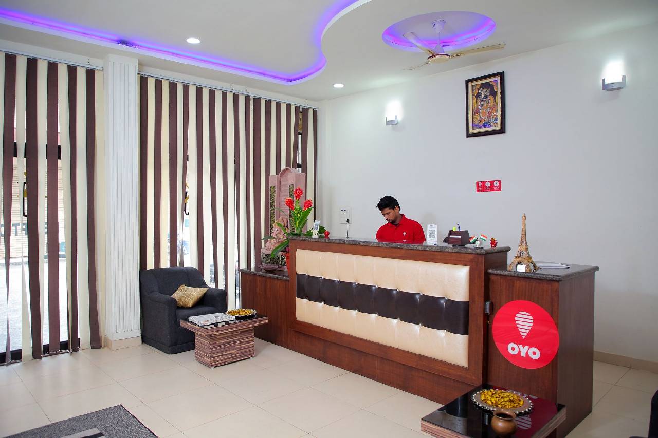 Oyo 9135 Shree Krishna Hotel (اویو ۹۱۳۵ شری كریشنا هتل) 