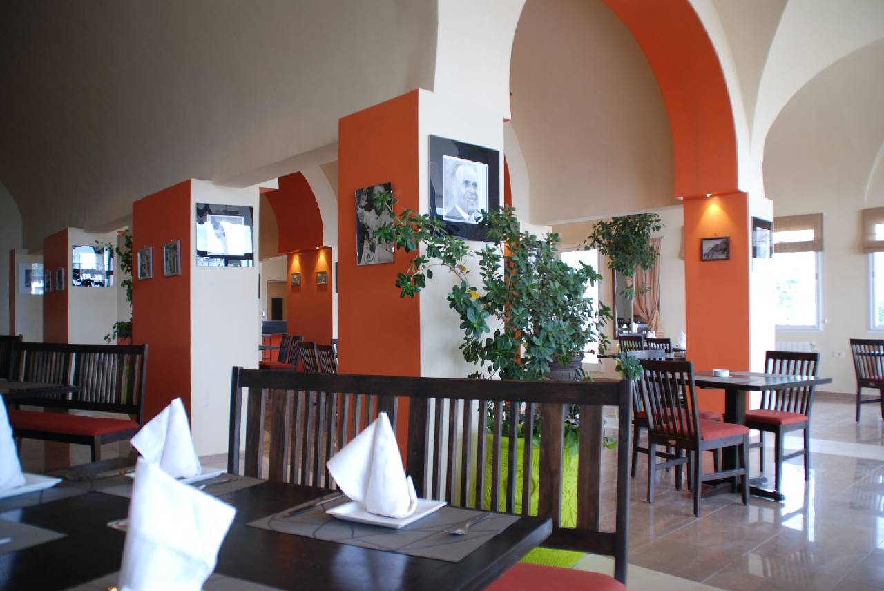 La Playa Hotel Club