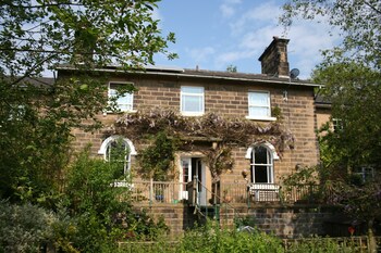 The Old Station House B&b ( اولد استیشن هاوس ب&ب) Featured Image