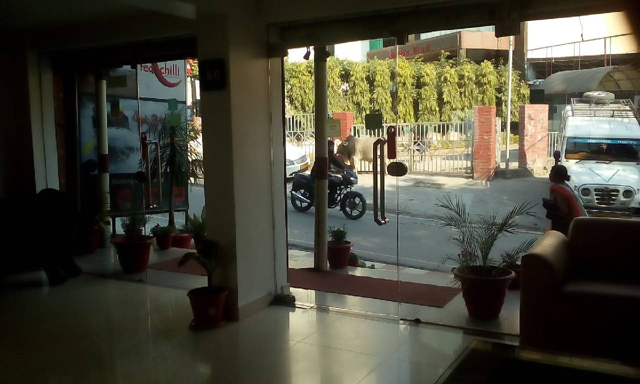 Hotel Ganesha Inn 